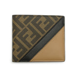 FENDI DIAGONAL BIFOLD FF WALLET 7M0169 AJF8 F1EGA BROWN フェンディ 2つ折り 財布 ウォレット ズッカ レザー メンズ ブラウン