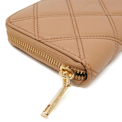 MARC JACOBS LETHER QUILTED SOFTSHOT ZIP AROUND LONG WALLET